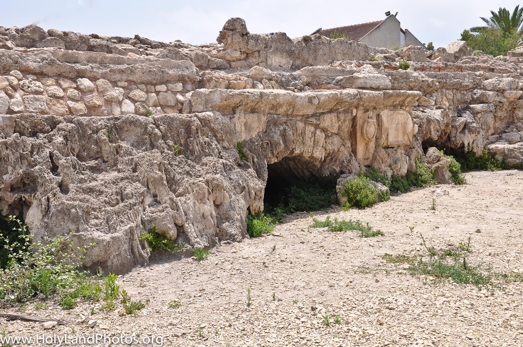 Bet Hannanya Aqueduct