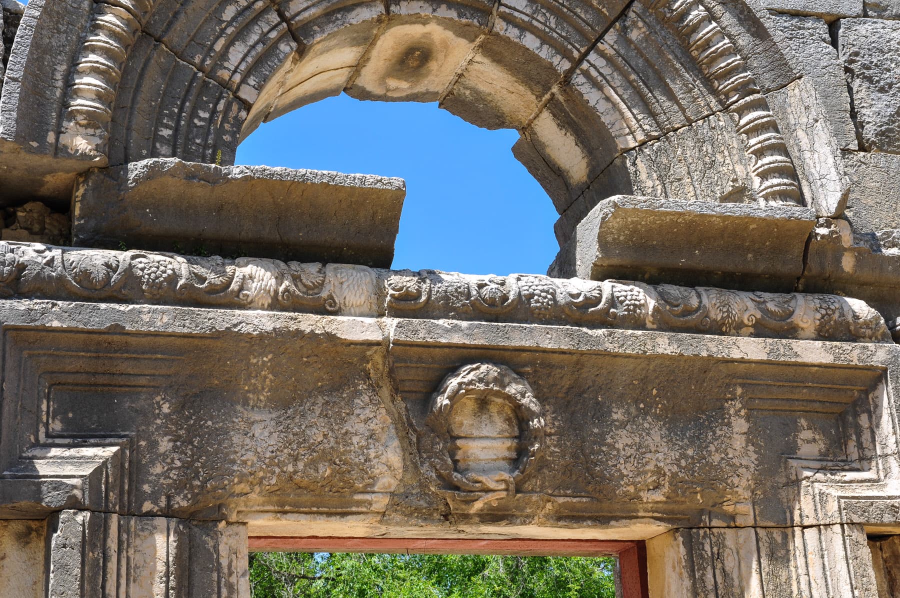 Synagogue Wreath