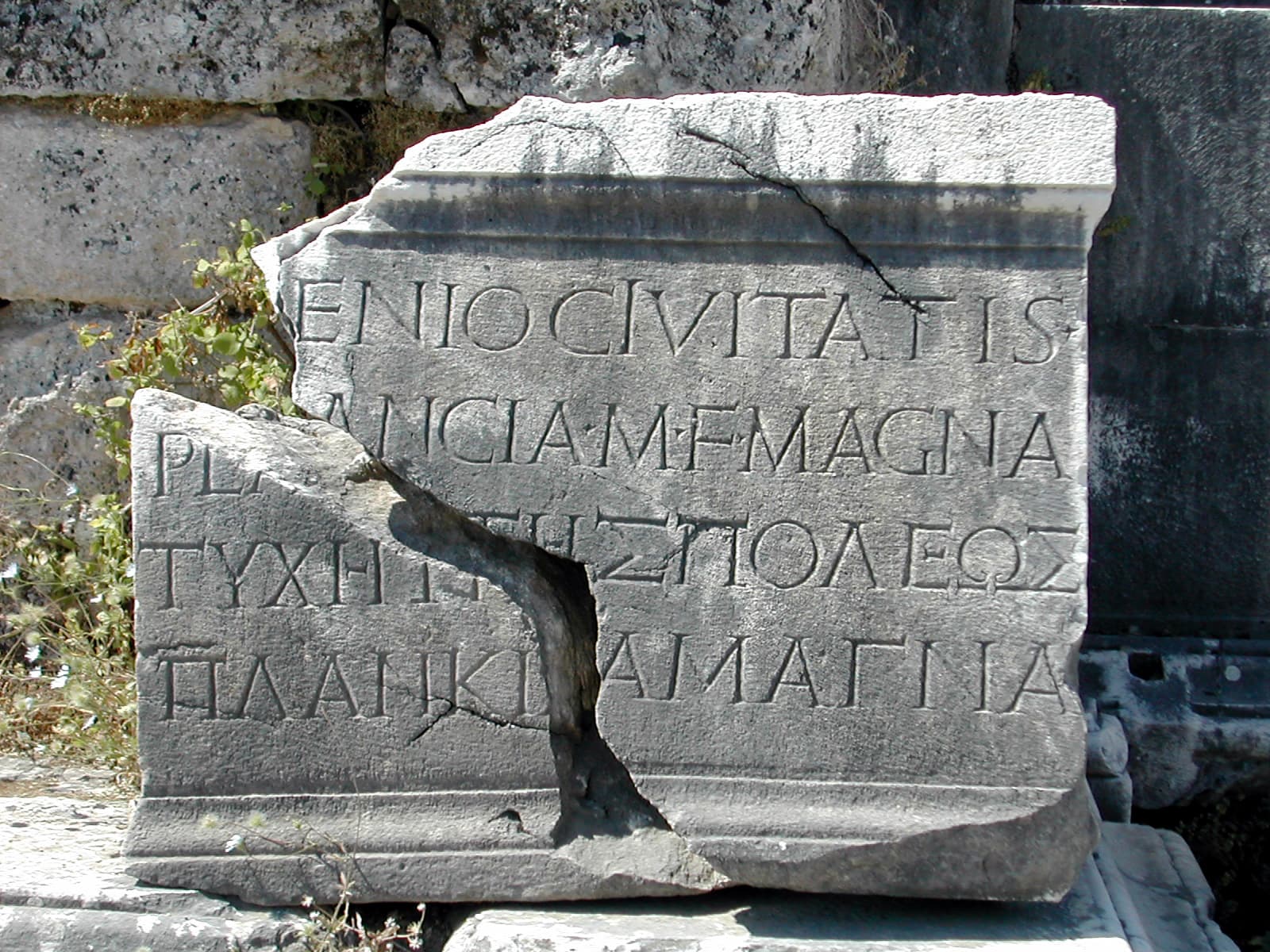 Plancia Magna Inscription 1