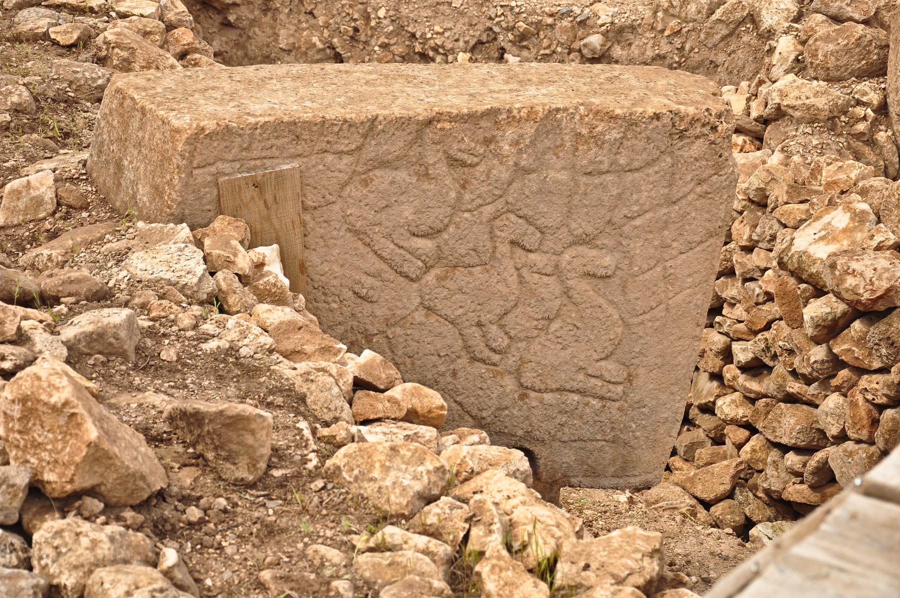EC Side Pillar