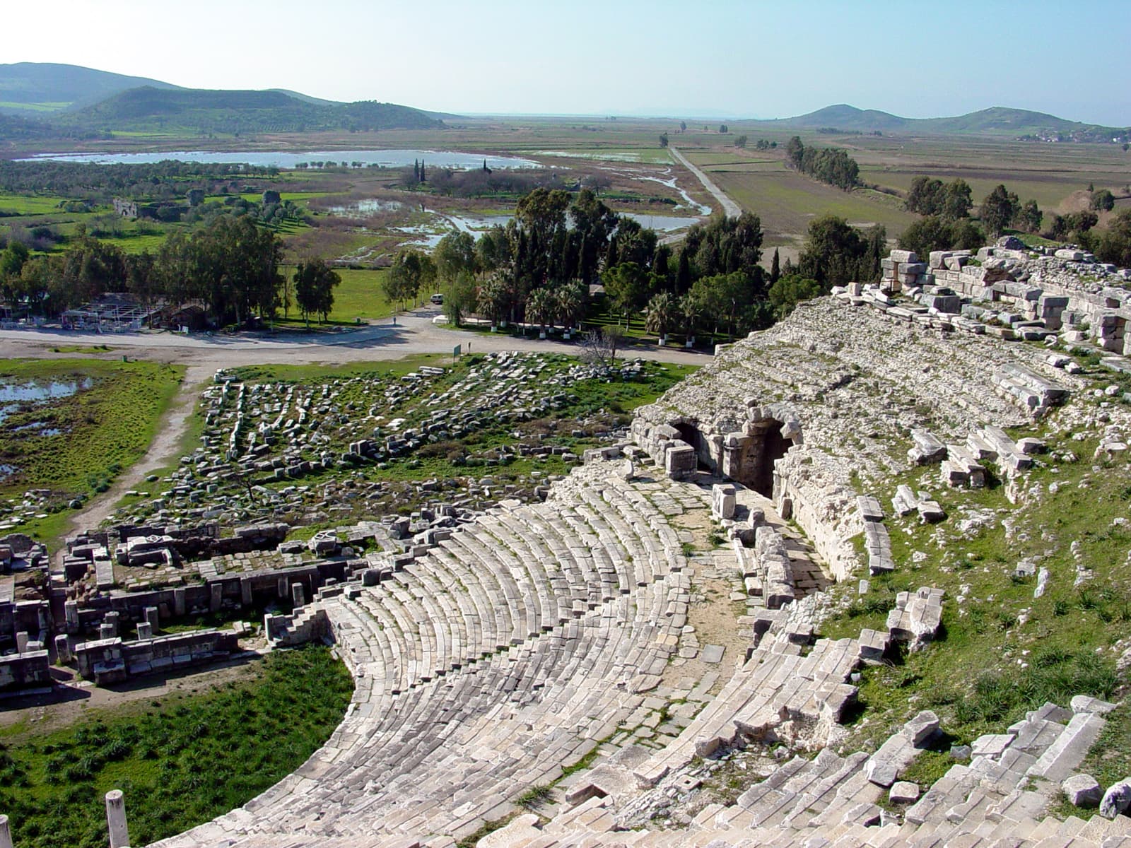 Theater Port